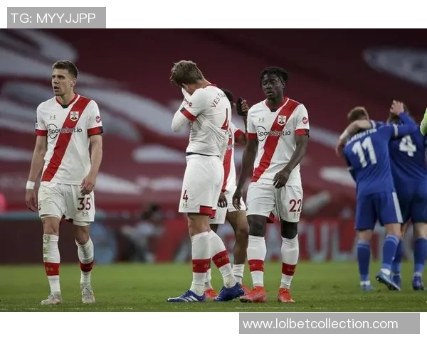 尤文图斯友谊赛小胜本菲卡绝杀瞬间引发全场热烈反响与数据分析 尤文图斯友谊赛小胜本菲卡绝杀瞬间引发全场热烈反响与数据分析