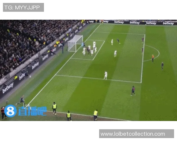 足总杯激战曼城与热刺平局解析逆转瞬间引发全场狂欢