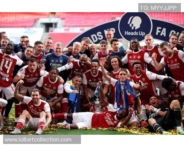 德甲惊天冷门拜仁3-0阿森纳帽子戏法点燃全场激情