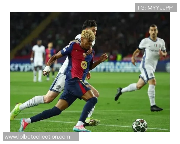 欧联杯巴萨与里昂激战成平局精彩瞬间回顾十大进球引爆全场热情